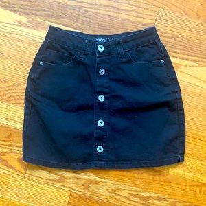 Boohoo black mini skirt